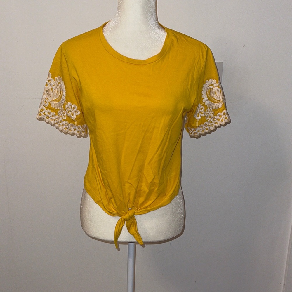 Miss Selfridge shirt in Yellow size 08